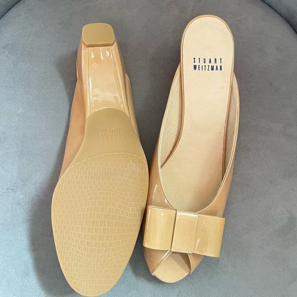 Stuart Weitzman - Picture 3 of 6